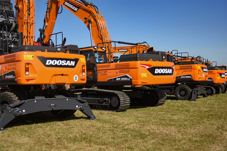 DOOSAN MACHINES AT GARNEA OPEN DAYS